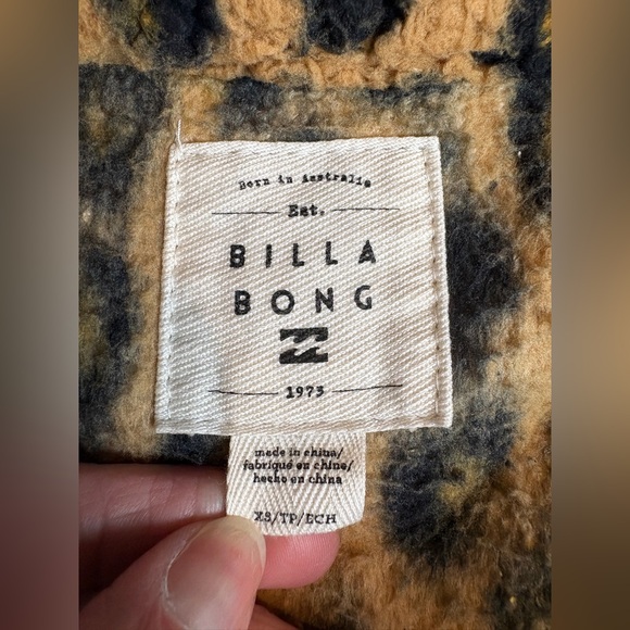 Billabong XS full zip fleece animal print - Picture 6 of 6